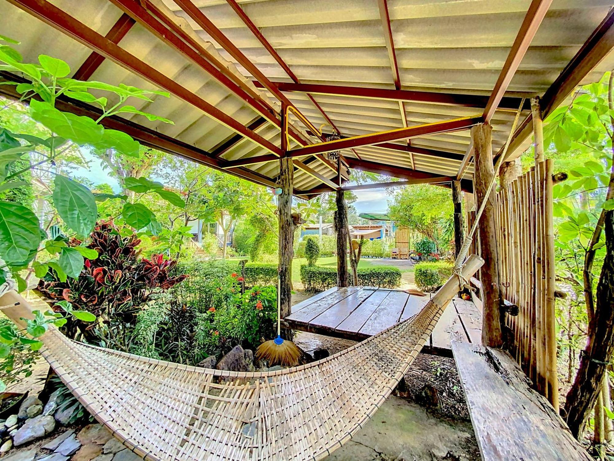 Sunanta Bungalow Ko Lanta Exteriör bild