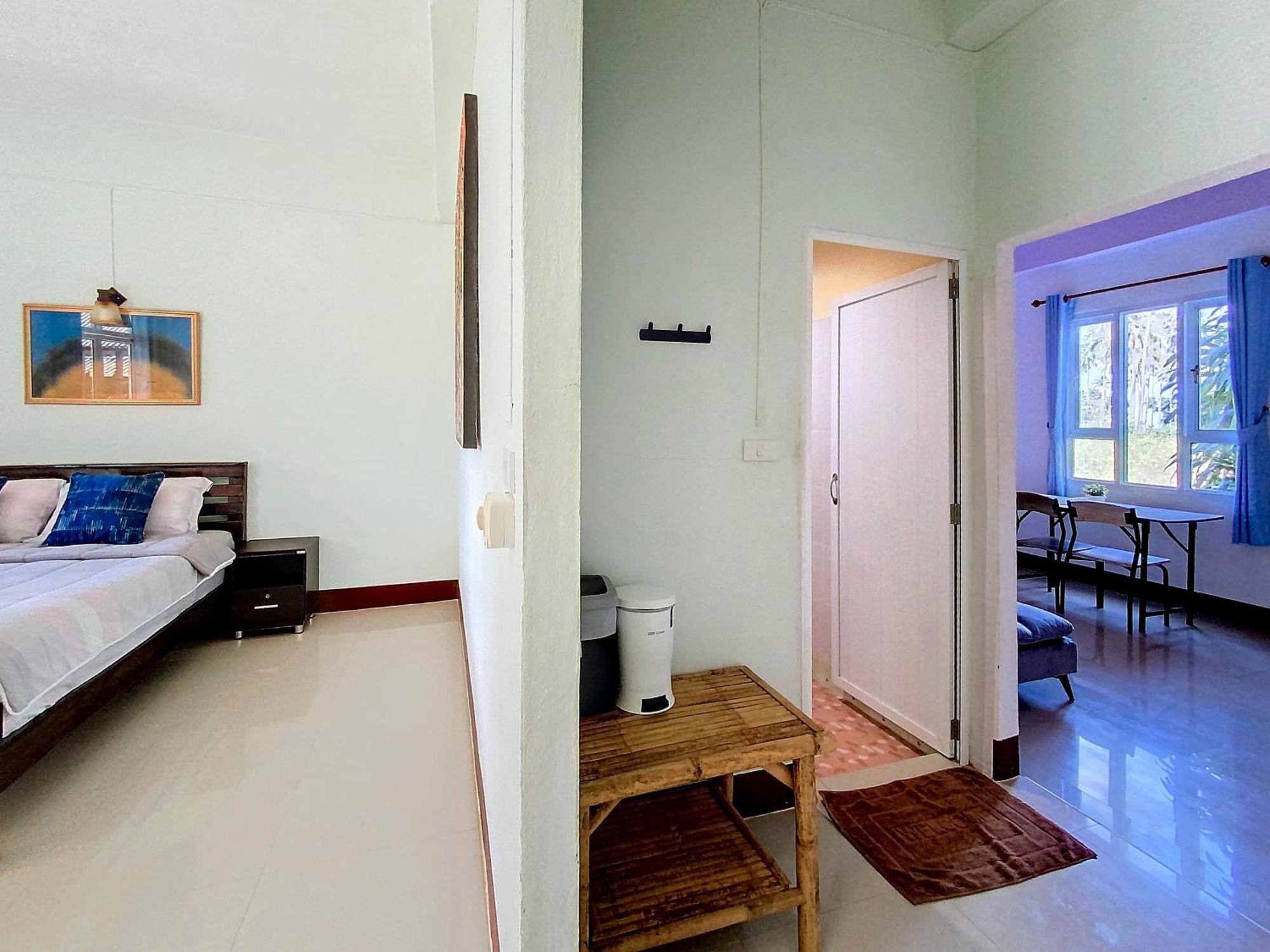 Sunanta Bungalow Ko Lanta Rum bild